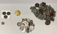 Group Lots - Ancient ANCIENT: LOT of 110 coins, including ancient eastern bronzes (69): an assortment of Seleukid (Antiochos VI, VF+), Indo-Greek (Menander, Philoxenos, Apollodotos II, etc.), Indo-Scy