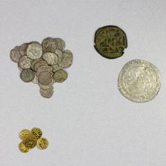 Group Lots - Islamic MEDIEVAL ISLAMIC: LOT of 34 pieces, including Ghaznavid silver/billon 1/6 dirham (26 pcs, mostly Fine), Umayyad AE fals (1, basic type A-153, VF), Abbasid AR dirham (1, Madinat al