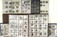Lots antiker Münzen Römer allgemein Großer Posten antiker Münzen in 7 Alben. Über 500 Münzen. Der Schwerpunkt liegt bei römischen Bronzemünzen der Kaiserzeit, aber auch Provinzialbronzen, etas Byzanz,