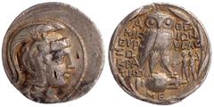 Altgriechische Münzen Attika Athen Tetradrachme "neuen" Stils 124/123 v. Chr. Magistraten Mikios, Eurukles und Sokrates. 16,60 g. sehr schön, zwei Bankmarken. HGC 1602. Thompson 485a.