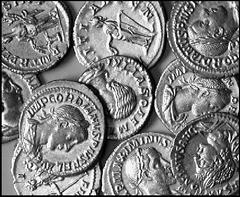 Ancient Coins from other Consignments BYZANTINE EMPIRE Lots No.: 4691 Schätzwert/Estimation: CHF 750.- Lot of 10 Denarii representing emperors and empresses such as Elagabalus, Julia Soaemias, Severus