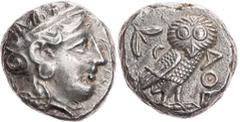 GRIECHISCHE MÜNZEN ATTIKA ATHEN AR-Tetradrachme um 350-340 v. Chr. Vs.: Kopf der Athena mit Helm und Lorbeer n. r., Rs.: Eule steht n. r., Kopf v. v., links oben Ölzweig und Mondsichel Flament 125-130