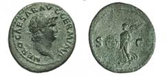 - NERONE (54-68) Asse. D/ Testa laureata R/ La Vittoria in volo regge uno scudo. RIC 312 Ae g 11,05 ¥ Patina verde BB