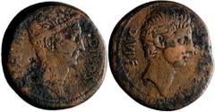 Gaius Iulius Caesar (38 v.Chr.): Octavianus 44-27 v. Chr. und Gaius Julius Caesar: Sesterz (Dupondius?), 38 v. Chr., Av: CAESAR DIVI F. Kopf nach rechts. Rv, DIVOS IVLIVS. Bekränzter Kopf des C. Iuliu