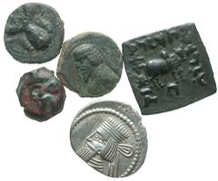 Lot of five Baktrian and Parthian AR and Æ. Includes: Graeco-Baktrian Kingdom. Philoxenos. Æ. Bopearachchi 10F; SNG ANS 1205 // Parthian Kingdom. Phraates III. Æ. Ekbatana. Sellwood 35.14 // Phraates 