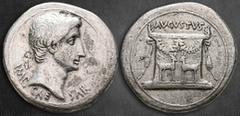 Roman Provincial Ionia. Ephesos. Augustus 27 BC-AD 14. Cistophoric Tetradrachm AR 26 mm, 11,58 g IMP CAE SAR, bare head right / AVGVSTVS, above altar hung with wreaths and garlanded; on front are two 
