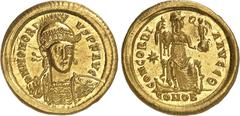 EMPIRE ROMAIN - ROMAN Honorius (393-423). Solidus 408-420, Constantinople, 9e officine. Av. D N HONORI - VS P F AVG. Buste casqué et diadémé de face, tenant une lance sur l'épaule droite et un bouclie
