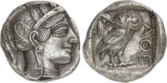GRÈCE ANTIQUE Attique, Athènes (480-450 av. J.C.). Tétradrachme argent. Av. Tête d'Athéna à droite coiffée du casque attique à cimier orné d'une palmette et de trois feuilles d'olivier. Rv. AΘE Chouet