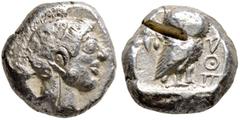 Griechische Münzen Attika. Athen. Tetradrachme der "Pre-Persian-Gruppe" ca. 480 v. Chr. Athenakopf im attischen Helm nach rechts / Eule mit hersehendem Kopf nach rechts stehend vor Olivenzweig und Mon