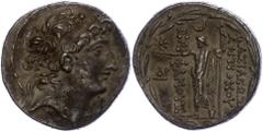 Seleukidien Ptolemais, Tetradrachme (16,25g), Antiochos VIII., 121-113 v. Chr. Av: Kopf nach rechts. Rev: Stehender Zeus Uranios nach links. SC 2336.2a, f. vz. Seleucid (Empire or Kingdom) Ptolemais, 