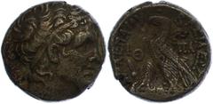 Ancient Coins Antike Münzen Griechenland 51-30 v. Chr., Tetradrachme, Ägypten, Kleopatra VII. Av: Kopf nach rechts. Rev. Adler auf Blitz. 13,54g, Schrötlingsfehler, ss. ss Lots and collections of anti
