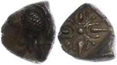 Ancient Coins Antike Münzen - Griechenland ca. 6. Jhd. v. Chr., Obol, Milet, Ionia. Av: Löwenprotome rechts, den Kopf umdrehend. Rev: Sternförmiges Ornament in Quadratum Incusum. 1,05g, ss. ss Ancient