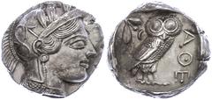 Ancient Coins Attika Athen, Tetradrachme (17,13g), ca. 415 v. Chr. Av: Athenekopf mit attischem Helm nach rechts. Rev: Eule nach rechts, dahinter Ölzweig und Mondsichel, davor "AOE". Svoronos Pl. 13, 
