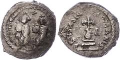 Ancient Coins Münzen Byzanz Heraclius, 610-641, Hexagramm (6,44g), Konstantinopel. Av: Heraclius und Heraclius Constantin thronen von vorn, darum Umschrift. Rev: Krückenkreuz auf Globus und drei Stufe
