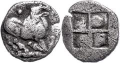 Ancient Coins Makedonien Aigai, AR Trihemiobol (0,85g), 500-480 v. Chr., Av: Ziege mit rückgewendetem Kopf r. kniend, darüber und darunter Kugel, Rev: Viergeteiltes Quadratum incusum, BMC 4, SNG ANS 5