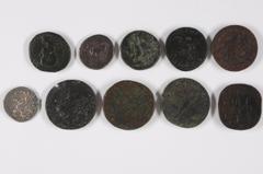 Ancient Coins Antike Münzen - Lots und Sammlungen Interessantes Lot von 10 Prägungen. Darunter u.a. ein As des Agrippa und des Trajanus, ein Sesterz des Alexander Severus, ein Antoninian des Gordianus