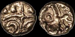 Celtic Britain CELTIC BRITAIN. East Wiltshire. Circa 20-43 A.D. AV gold quarter stater. .69 gm. 9 mm. Cruciform pattern / Triple tailed annulet horse. S. -. ABC 2107 (Rare). Good Very Fine. The Dr. Ce