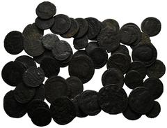 ANTIKE LOTS VARIA UND LOTS. Lot Römer (ca. 60). Lot aus ca. 60 AE-Münzen. Meist AE-Münzen des Constantinus I. und Familie. Um sch. und sch.-s.sch., manche etwas besser. (D).