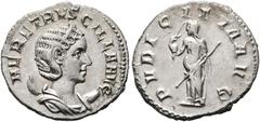 Ancient Coins RÖMISCHE KAISERZEIT Herennia Etruscilla (249-251) AR-Antoninianus (3,47 g), Roma, 249-251 n. Chr. Büste mit Diadem und Drapierung auf Mondsichel / Pudicitia mit Szepter. RIC IV 58b, RSC 