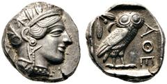 GRIECHISCHE MÜNZEN ATTICA Athen (D) Tetradrachme (17,21g), ca. 449-404 v. Chr. Av.: Kopf der Athena mit attischem Helm und Lorbeerkranz n.r. Rv.: AΘE, Eule n.r., Kopf v.v., dahinter Olivenzweig und Mo