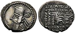 GRIECHISCHE MÜNZEN PARTHIA. Königreich der Arsakiden. Vologases IV. (147-191). Drachme (3,68g), Ekbatana. Büste des Königs mit Tiara und Diadem / Arsakes mit Bogen auf Thron, im r. Feld Monogramm. Sel