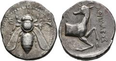 Ancient Coins: Greek IONIA - Ephesos Tetradrachme (14,76 g), Magistrat Harpalos, ca. 340-325 v. Chr. Av.: E - Φ (in den Feldern), Biene. Rv.: APΠAΛEOΣ, Hirschprotome n.r., Kopf n.l., im l. Feld Palme.