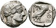 GRIECHISCHE MÜNZEN (D) ATTIKA. Athen. Tetradrachme (17,20 g), ca. 454-404 v. Chr. Av.: Kopf der Athena mit attischem Helm und Lorbeerkranz n.r. Rv.: AΘE, Eule n.r., Kopf v.v., dahinter Olivenzweig und