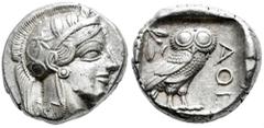 Greek Coins Attica. Tetradrachm. 454-404 BC. Athens. (Gc-2526). (Sng Cop-31). Anv.: Head of Athena right, wearing crested Attic helmet ornamented with three olive leaves above visor and spiral palmett