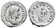 Roman Imperial Gordian III. Antoninianus. 240 AD. Rome. (Ric-38). Anv.: IMP CAES M ANT GORDIANVS AVG, radiate, draped and cuirassed bust to right. Rev.: ROMAE AETERNAE, Roma, helmeted and in military 
