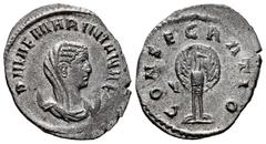Roman Imperial Diva Mariniana. Antoninianus. 253 d.C. Rome. (Ric-4). (Mir-225b). Anv.: DIVAE MARINIANAE, diademed, veiled and draped bust right, set on crescent. Rev.: CONSECRATIO, peacock in splendou