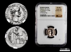 Roman Imperial Tiberius. Denarius. 14-37 AD. Lugdunum. (Spink-1763). (Ric-30). (Rsc-16b). Anv.: TI CAESAR DIVI AVG F AVGVSTVS. Laureate head of Tiberius right. Rev.: PONTIF MAXIM. Livia (as Pax), hold