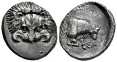 Greek Coins Islands of Ionia. Samos. Tetradrachm. 408/4-380/66 a.C. Demon Magistrate. (Pixodaros-13). (Hgc-6,1218). Anv.: Facing lion scalp. Rev.: Forepart of ox right; branch to left, bee below; [ΔH]
