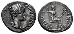 Roman Imperial Tiberius. Denarius. 14-37 d.C. Lugdunum. (Ric-I 30). (Bmcre-48). (Rsc-16a). Anv.: TI CAESAR DIVI AVG F AVGVS(TVS), laureate head to right. Rev.: PONTIF MAXIM, Livia, as Pax, seated to r