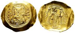 Byzantine Empire Manuel I Comnenus. Hyperpyron. 1167-1183 d.C. Constantinople. (Doc-1e). (Sear-1956). Anv.: ⧾ KЄ ROHΘЄI, bust of Christ Pantokrator facing; IC-XC across fields. Rev.: Manuel standing f