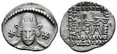 Greek Coins Kingdom of Parthia. Meherdates (Usurper). Drachm. 49-50 d.C. Ekbatana. (Sellwood-67.1 (Vonones II)). (Shore-368 (Vonones II)). (Sunrise-417/8). Anv.: Facing bust, wearing tiara with ear fl