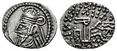 Greek Coins Kingdom of Parthia. Osroes II. Drachm. 190-208 d.C. Ekbatana. (Sellwood-85.1). (Shore-437). (Sunrise-453). Anv.: Bust to left, wearing tiara. Rev.: Archer (Arsakes I) seated to right on th