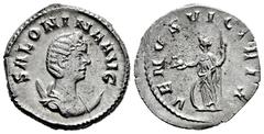 Roman Imperial Salonina. Antoninianus. 260-262 d.C. Rome. (Ric-31). (Seaby-129a). Anv.: SALONINA AVG. Diademed and draped bust right, set on crescent. Rev.: VENVS VICTRIX. Venus standing left, holding