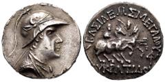 Greek Coins Kings of Bactria. Eukratides I Megas. Tetradrachm. 170-145 BC. (Sng Ans-465). (Bopearachchi-6E). Anv.: Right-hand bust with headband, draping and helmet adorned with horn and bull's ear, a