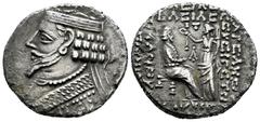 Greek Coins Kingdom of Parthia. Phraatakes. Tetradrachm. Hyperberetaios SE 310 = September 2 BC. Seleukeia on the Tigris. (Sellwood-56.3). Anv.: Diademed bust left. Rev.: Phraatakes seated right, rece