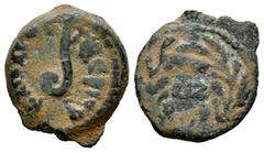 Greek Coins Judaea. Pontius Pilate. Prutah. RY 17 = 30 CE. Jerusalem. Struck under Tiberius. (RPC-I 4968). (Hendin-GBC 6, 6371). (Tesorillo-Proc. Roma 5, Plate Coin). Anv.: TIBЄPIOV KAICAPOC, lituus. 