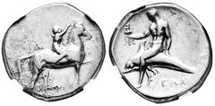 Greek Coins Calabria. Tarentum. Didrachm. 302-280 BC. (HN Italy-957). (Vlasto-666). Anv.: Nude youth on horseback right, crowning horse with right hand, reins in left; ΣΑ behind, ΑΡΕ / ΘΟΝ below horse
