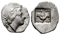 Greek Coins Islands of Caria. Rhodes. Drachm. 88-84 a.C. (Hgc-1461). Anv.: Radiate head of Helios to right. Rev.: Rose within incuse square. Ag. 1,72 g. VF. Est...60,00. Spanish description: Islas de 