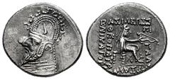 Greek Coins Kingdom of Parthia. Sinatrukes. Drachm. 93-70 BC. Rhagai. (Sellwood-33.3). Anv.: Bust left, wearing tiara decorated with horn and stags. Rev.: Archer (Arsakes I) seated right on throne, ho
