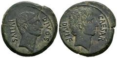 Imperio Romano Julio César. Bronce ¿sestercio o dupondio?. 38 a.C. Zona Italia. (Craw-535/1). (Sydenhem-1336). Anv.: DIVOS IVLIVS. Cabeza laureada de Julio César a derecha. Rev.: CAESAR DIVI F. Cabeza