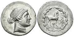 Greek Coins / Grecia Antigua Aeolis. Kyme. Tetradracma-Tetradrachm. 150 a.C. (Se-4184 variante). Anv.: Cabeza de Kyme a derecha. Rev.: Caballo a derecha con pata levantada, debajo vaso de dos asas. Ag