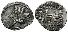 Greek Coins / Grecia Antigua Imperio Parto. Vologases III. Dracma-Drachm. 105-147 d.C. Partia. (Gic-5831). (Mitch-672). Anv.: Busto diademado a izquierda. Rev.: Arquero entronizado a derecha, alrededo