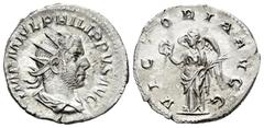 Roman Imperial / Imperio Romano Filipo I. Antoniniano-Antoninianus. 245 d.C. Roma. (Spink-8972). (Ric-51). Rev.: VICTORIA AVGG. Victoria en pie a izquieda con corona y palma. Ag. 3,43 g. EBC+. Est...6