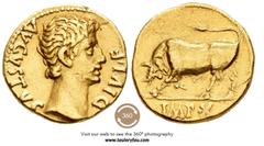 Imperio Romano / Roman Imperial Augusto. Áureo. 15-13 a.C. Lugdunum. (Ric-168). (Ch-140). (Cal-214). Anv.: AVGVSTVS DIVI F. Busto desnudo a derecha. Rev.: IMP X. Toro embistiendo a izquierda. Au. 7,87