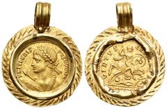 Imperio Romano / Roman Imperial Crispo. Sólido. 325 d.C. (Spink-16663). (Ric-84). Anv.: FL IVL CRISPVS NOB CAES. Busto laureado a derecha con lanza y escudo. Rev.: VIRTVS CAESAR NN. Crispo sobre cabal