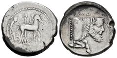 Greek Coins / Grecia Antigua Sicilia. Gela. Tetradracma. 480-475 a.C. (Jenkins, Gela Group III 225 (O60/R121)). Anv.: Cuadriga a derecha conducida por auriga con látigo; columna jónica por detrás de l